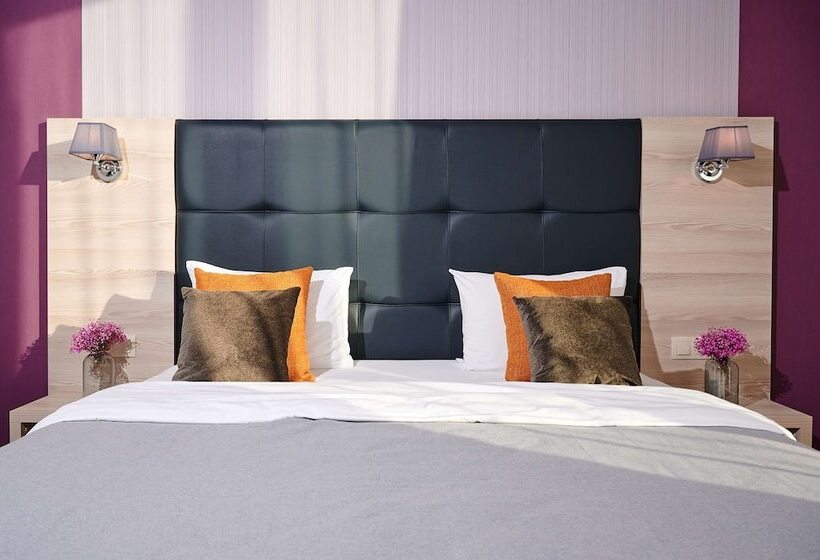 هتل Golden Tulip Krasnodar