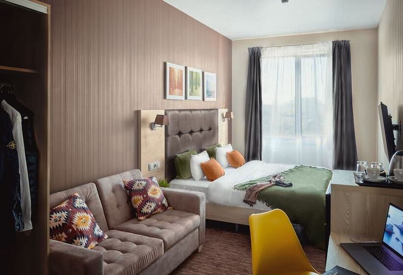 هتل Golden Tulip Krasnodar