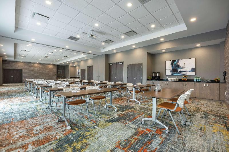 فندق Hampton Inn & Suites Charlottetown