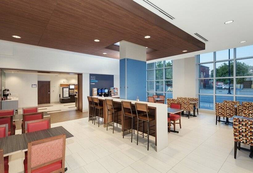 酒店 Holiday Inn Express & Suites Downtown Ottawa East, An Ihg