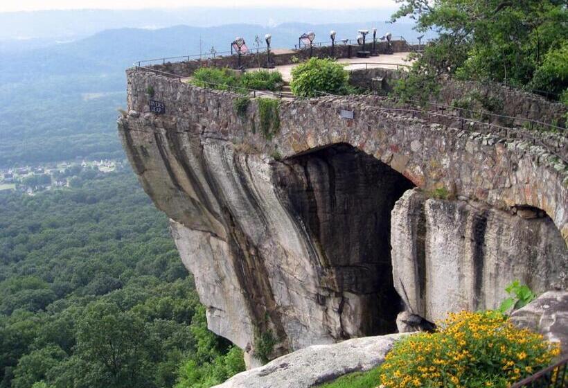 Отель Indigo Chattanooga Downtown, An Ihg