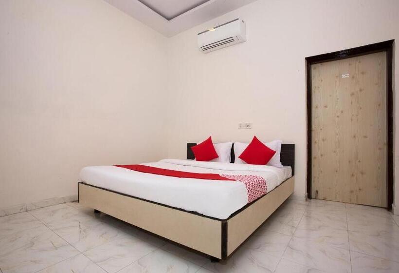 Hotelli O Capital O Sai Icon Residency