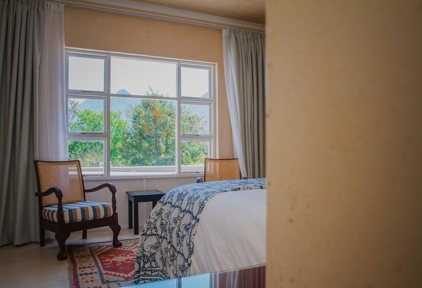 בית מלון כפרי The View Swellendam