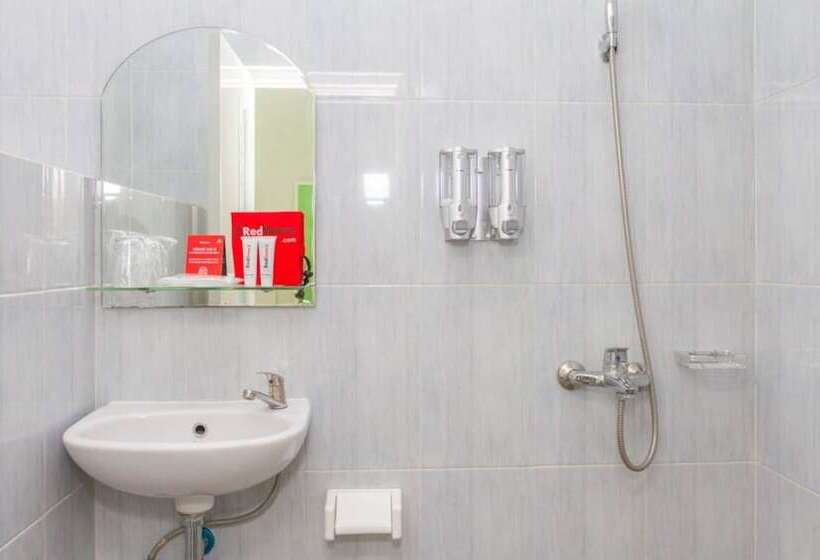 膳宿费 Reddoorz Near Pasar Baru Bandung