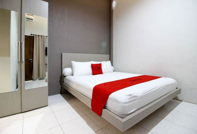 پانسیون Reddoorz Plus Near Upn Jogjakarta 2