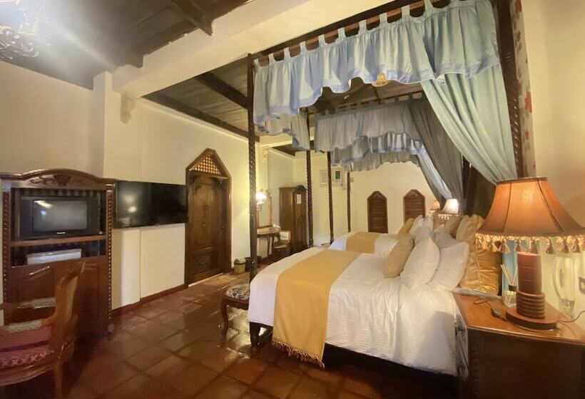 Tropicana Castle Dive Resort Powered By Cocotel