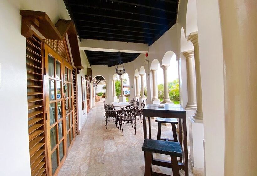 Tropicana Castle Dive Resort Powered By Cocotel