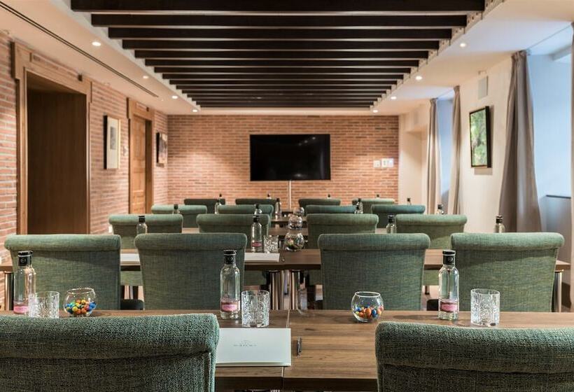 Palacio Solecio, A Small Luxury Hotel Of The World