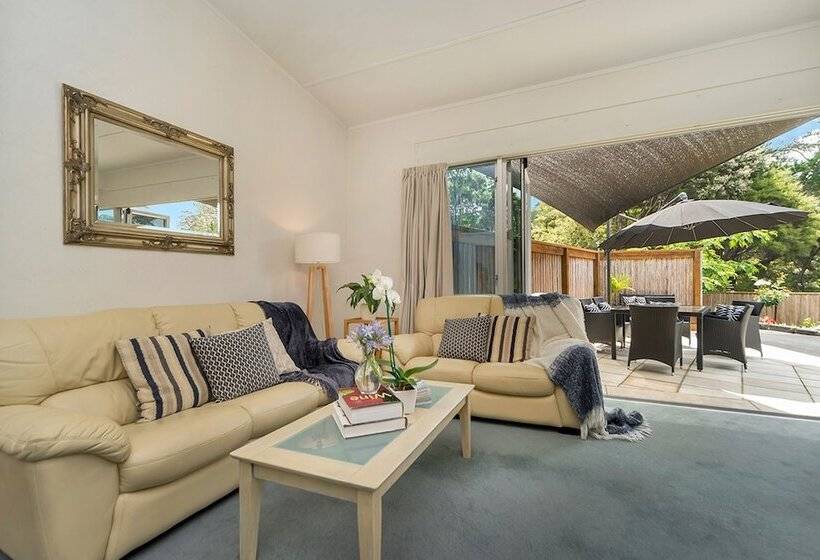 호텔 Warblers Retreat