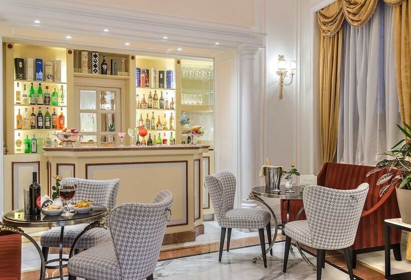 בית מלון כפרי Albergo Del Senato