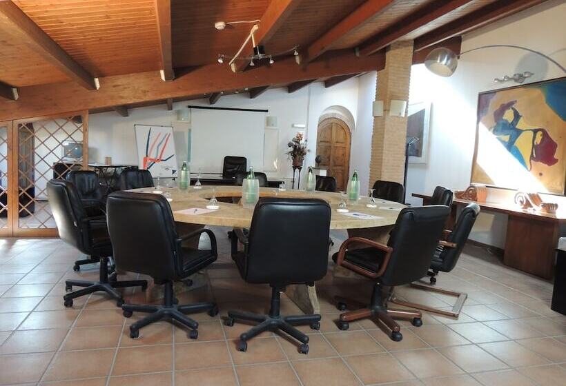 ホテル Country Relais I Due Laghi