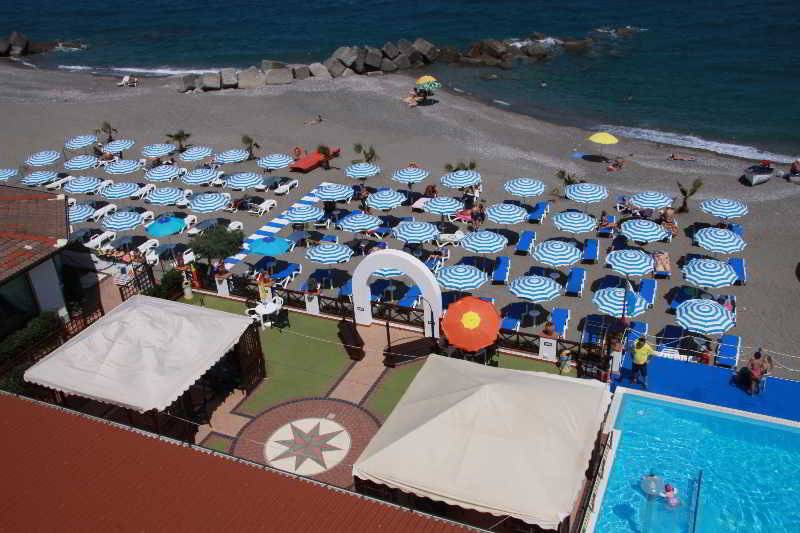 호텔 Il Gabbiano Beach