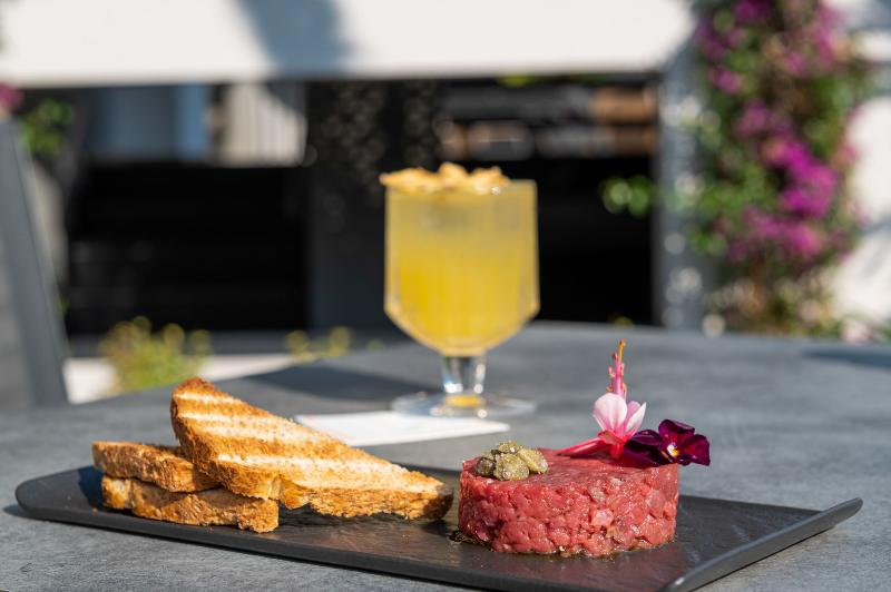 Lake Front Hotel Mirage