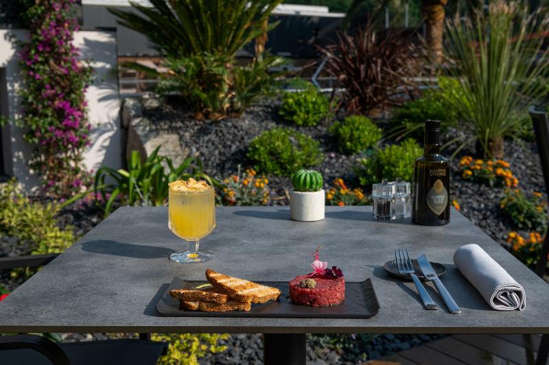 Lake Front Hotel Mirage