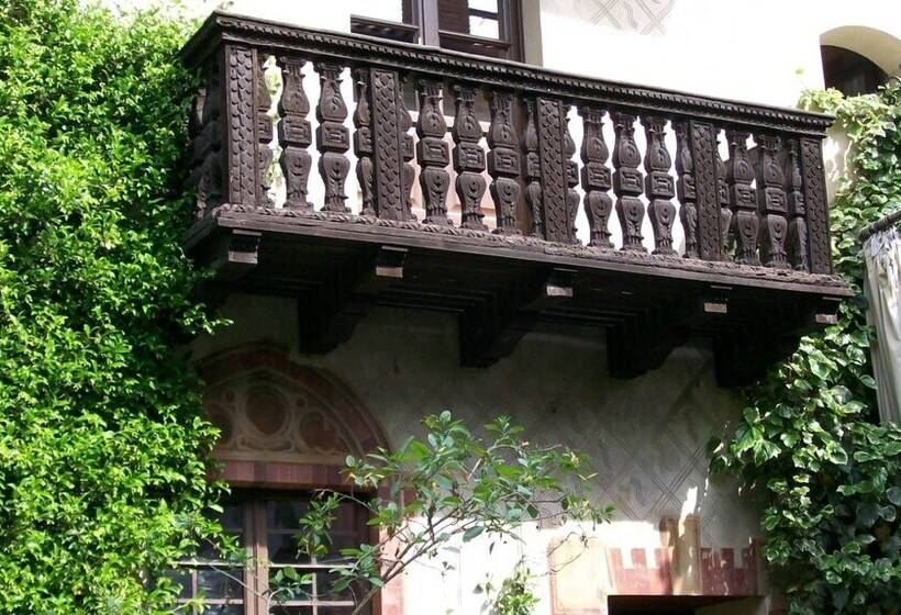 فندق Locanda Dei Mai Intees