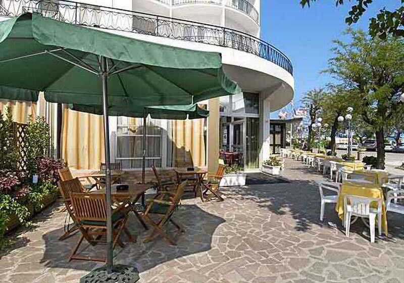 Отель Lungomare