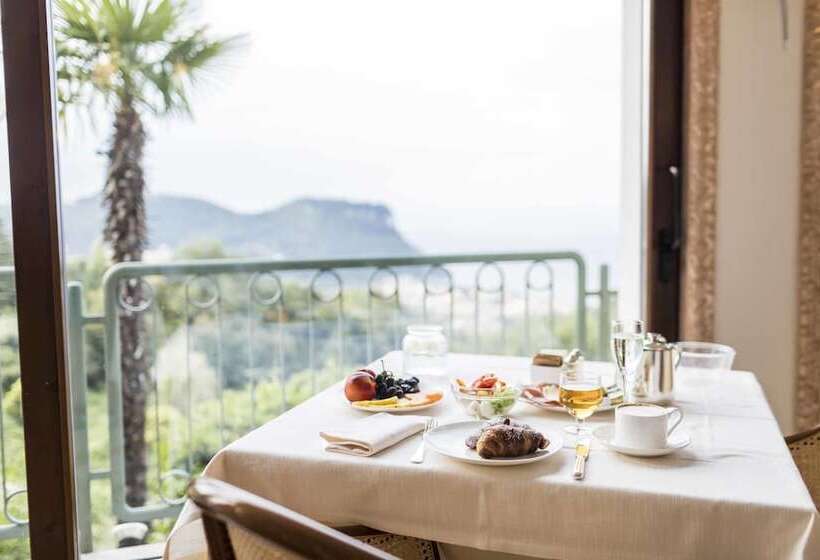 בית מלון כפרי Madrigale Panoramic Lifestyle & Soulful