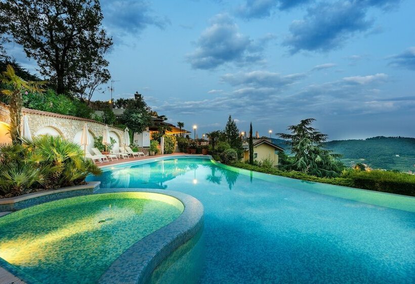 Отель Madrigale Panoramic Lifestyle & Soulful