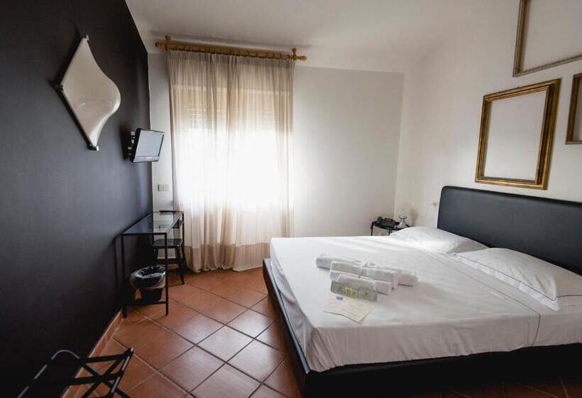 فندق Mami Sabaudia