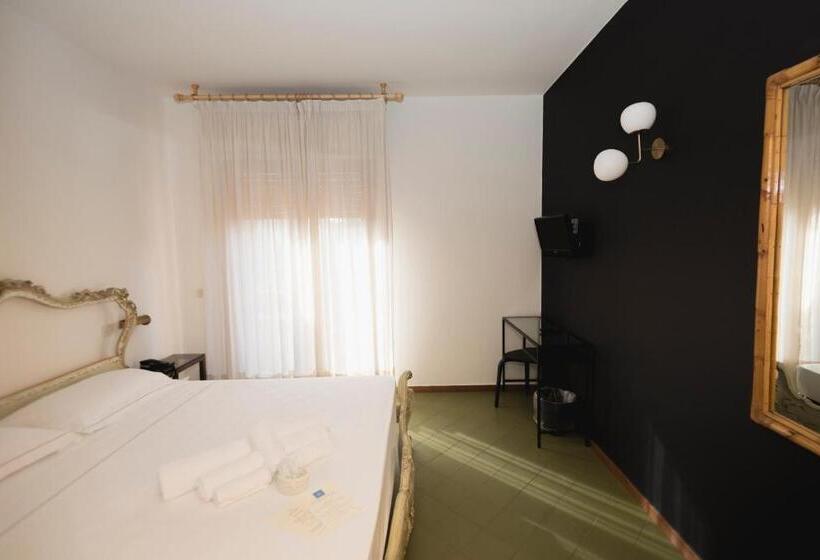 فندق Mami Sabaudia