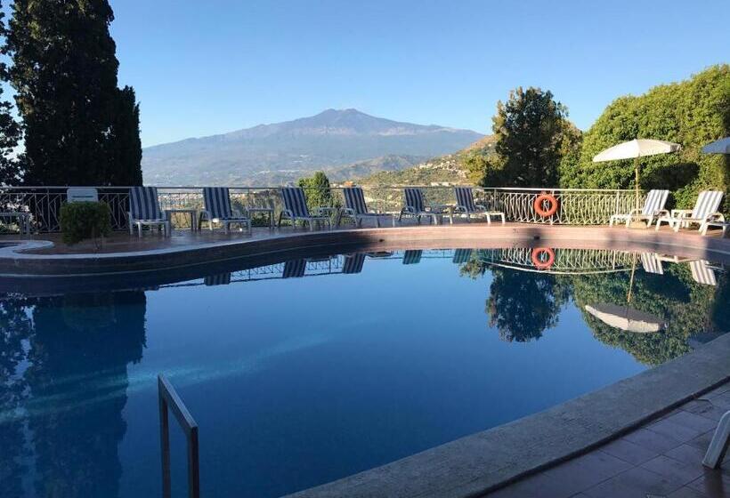 ホテル Mediterranee