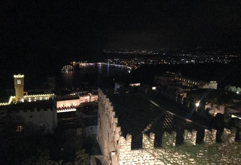 ホテル Mediterranee