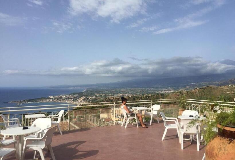 هتل Mediterranee