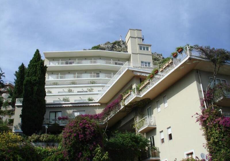 ホテル Mediterranee