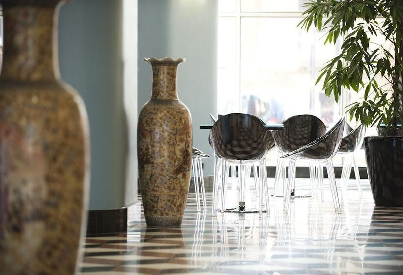 Montresor Hotel Tower