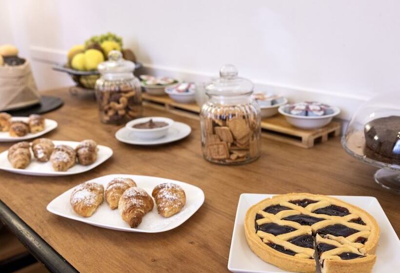 هتل Palace Bologna Centro