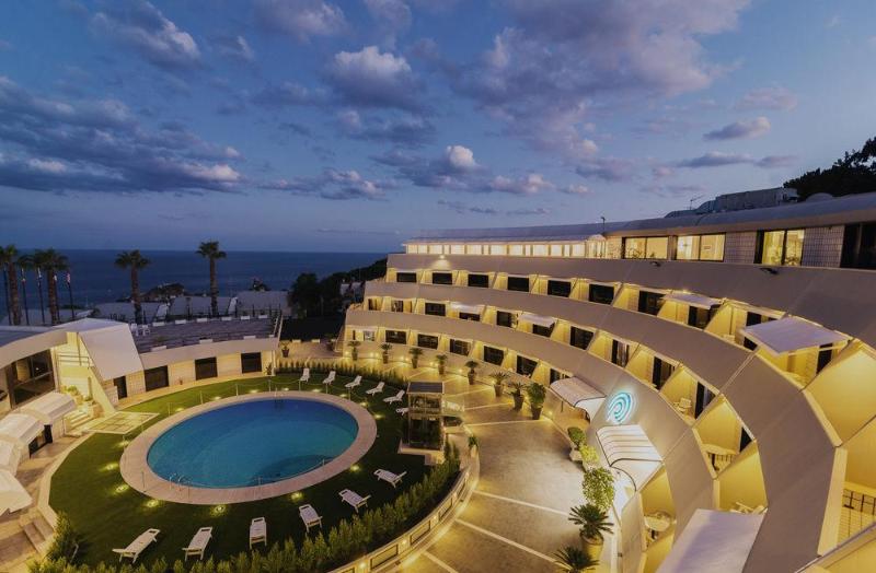 Отель President Park