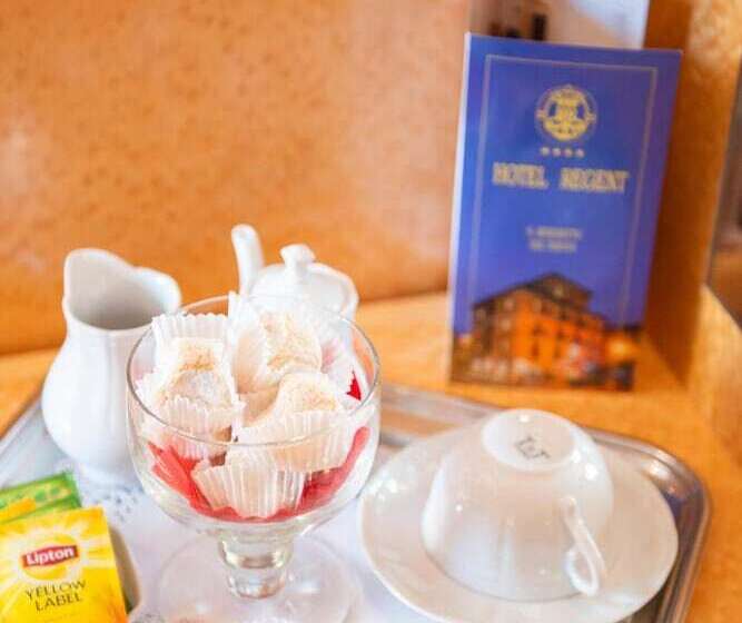 בית מלון כפרי Regent   In Pieno Centro