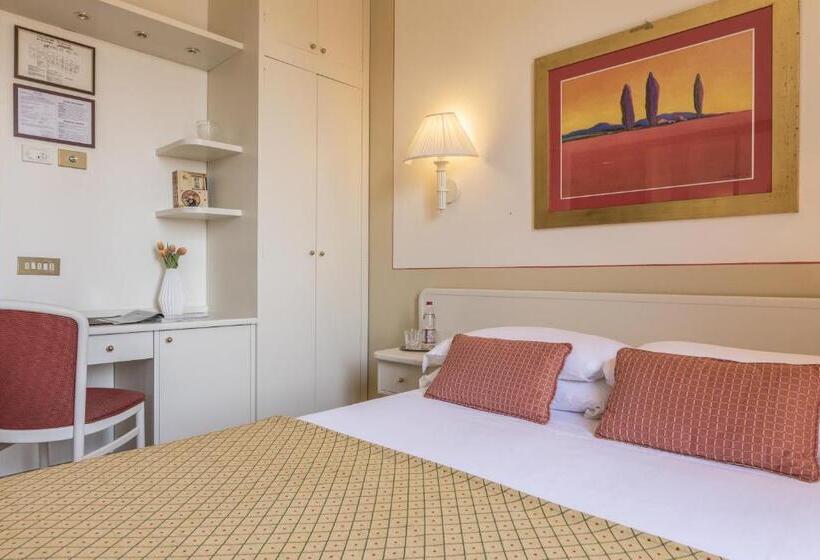 Relais Santa Chiara Hotel   Tuscany Charme