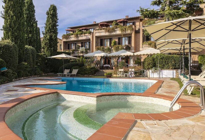 Relais Santa Chiara Hotel   Tuscany Charme