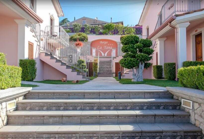 בית מלון כפרי Ristorante Borgo La Tana