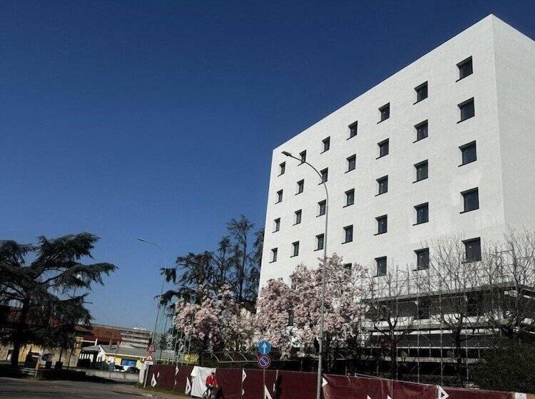 Acca Sporting Milano   Aa Hotels