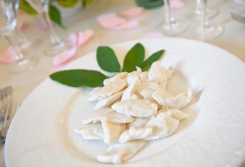 Отель Trettenero