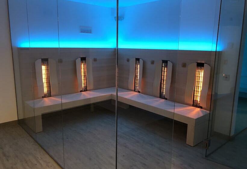 Отель Trettenero