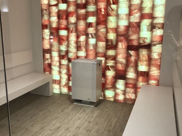 Отель Trettenero