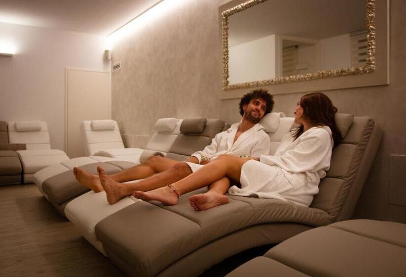 Отель Trettenero