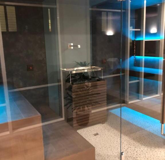 Отель Trettenero