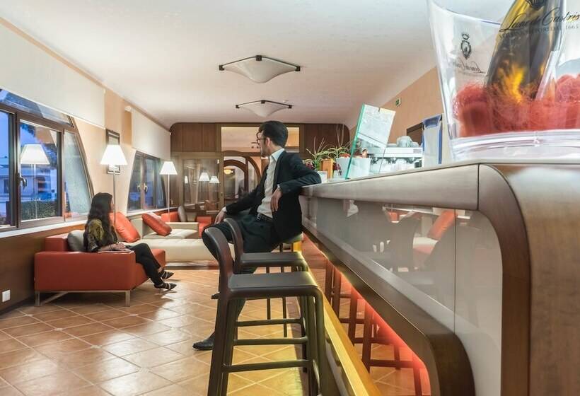 בית מלון כפרי Leone De Castris Wine