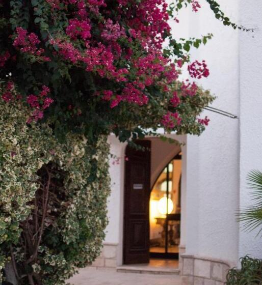 בית מלון כפרי Leone De Castris Wine