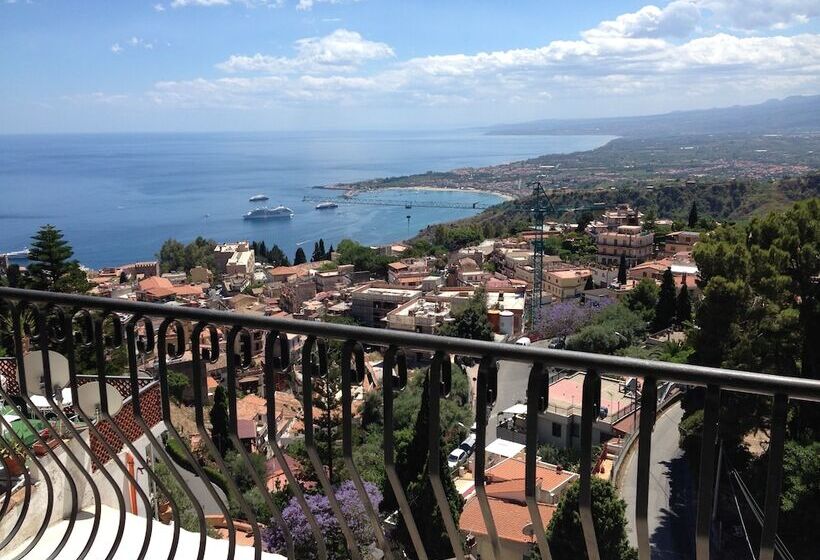 Villa Greta Hotel Rooms & Suites