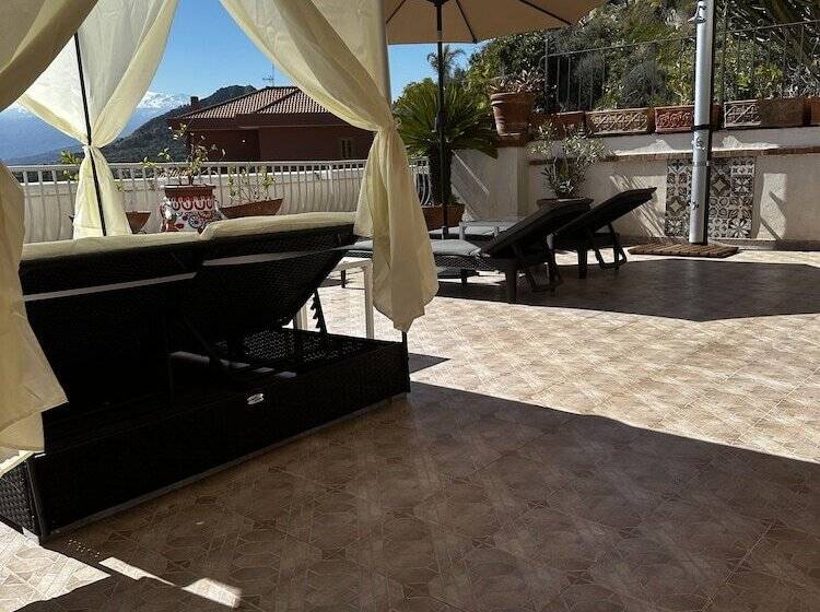 Villa Greta Hotel Rooms & Suites