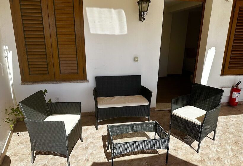 Villa Greta Hotel Rooms & Suites