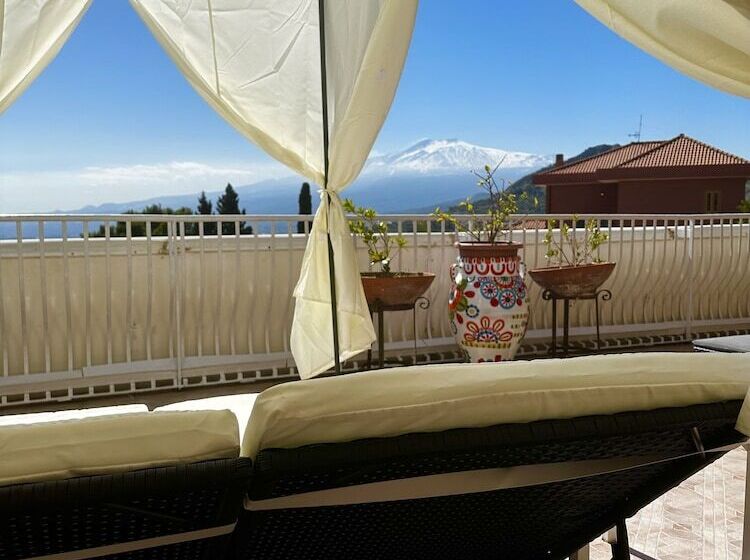 Villa Greta Hotel Rooms & Suites