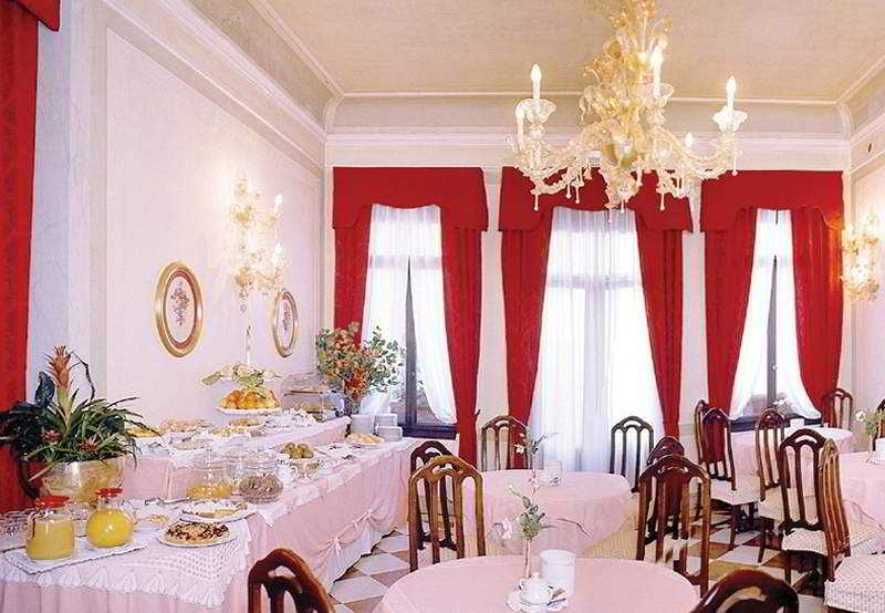 ホテル Villa Stucky