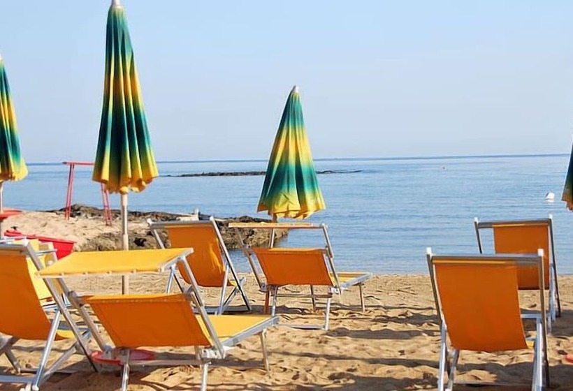 Отель Villaggio Plaia