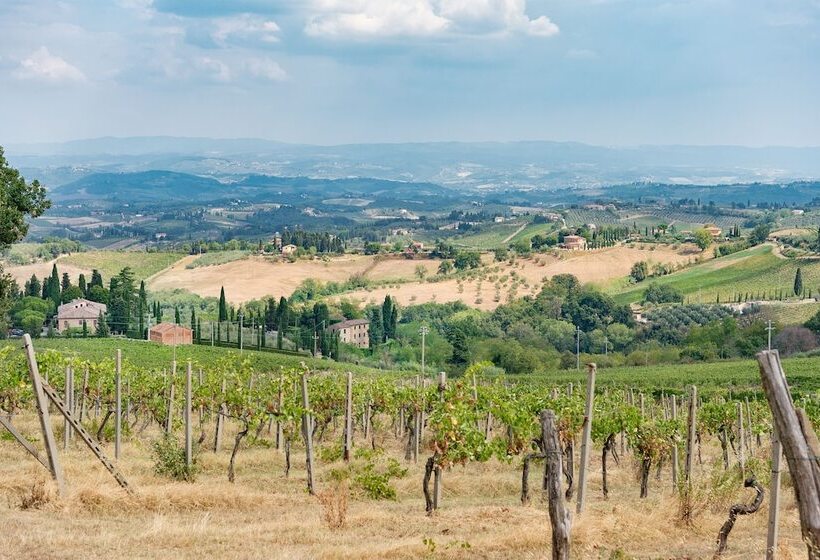 酒店 Villasanpaolo Resort & Spa